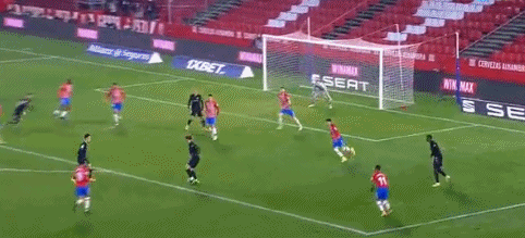 孔蒂：上赛季我们的夺冠出乎意料，这赛季的目标是全力卫冕