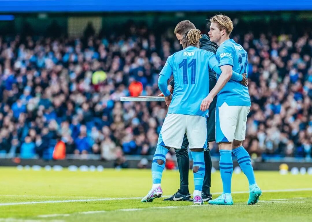 2025 年 12 月 27 日：MLB 官网发布“2025 年度 13 大蠢球”，海盗队内野失误再次入选