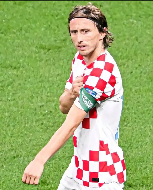 阿隆索命悬一线！皇马主席不满现代足球理念，欧冠生死战或成转折点