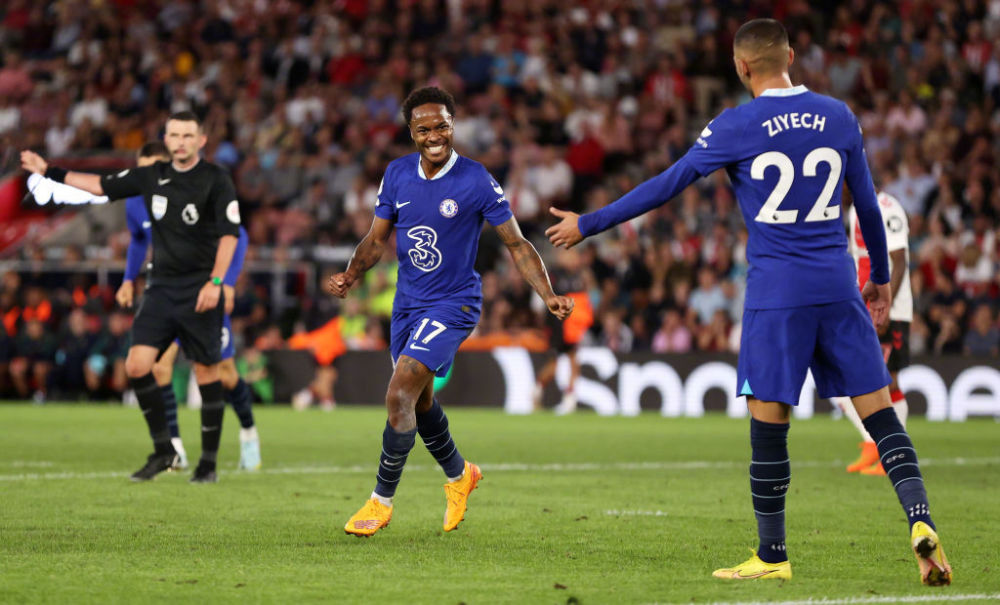 MLB》大谷翔平重现棒球之神纪录单场2盗更盗上三垒 右肘「被150速球击中」能否先发存疑