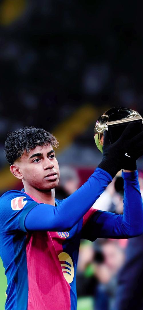 从人员结构